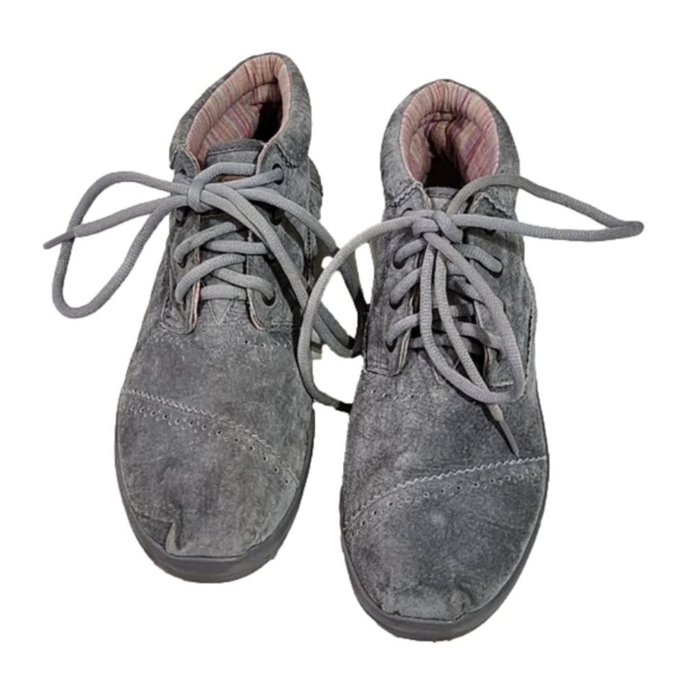 CURATED BY RUA'H KYBRIYA: Grey suede-ish high top sneakers/chukka booties EUC